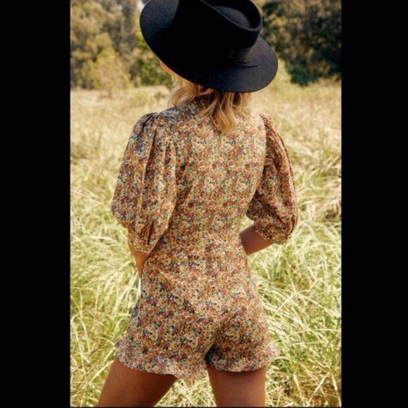 Free People Seven Wonders Marguerite Playsuit Size 2 Floral Cottage Romper.  22 - Picture 4 of 12